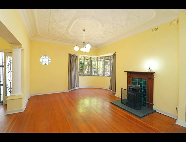 2 BEDROOM HOUSE FOR SALE IN AUCKLAND PARK